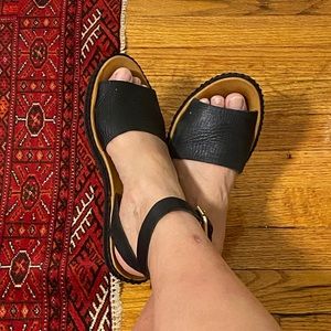 Corso Como genuine leather sandals